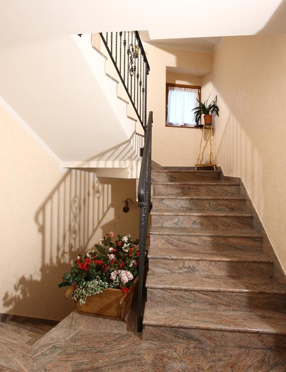 Residence Cime D'Oro Andalo Buitenkant foto