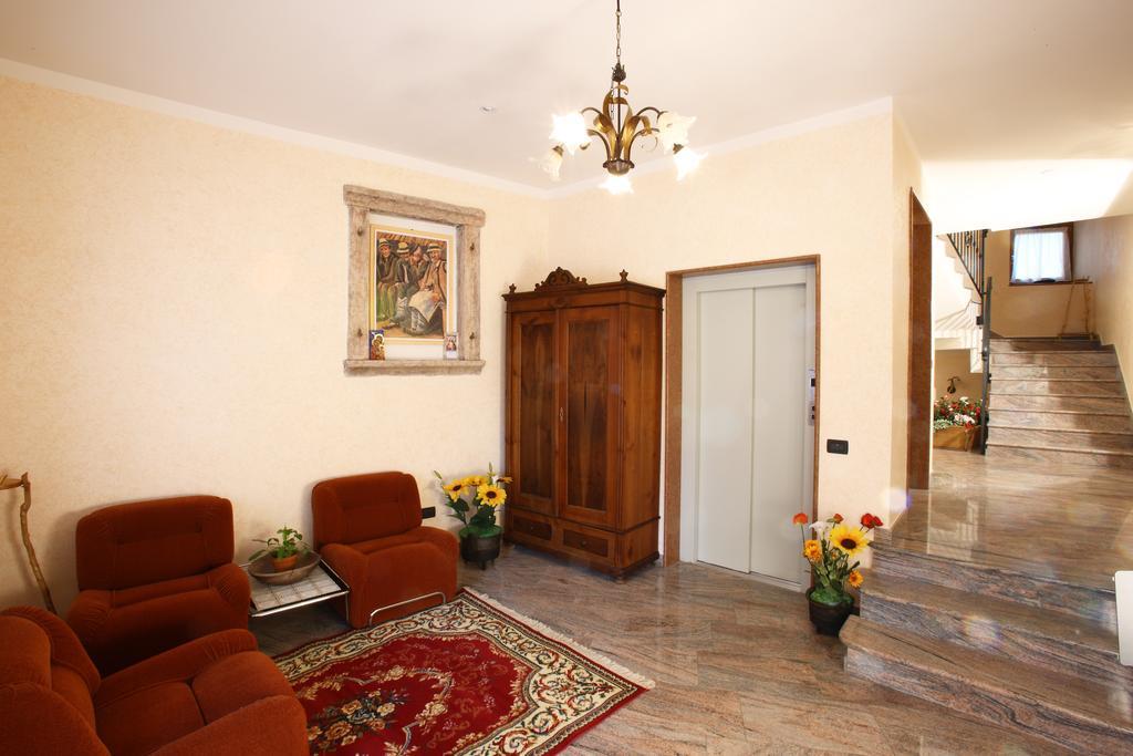 Residence Cime D'Oro Andalo Buitenkant foto
